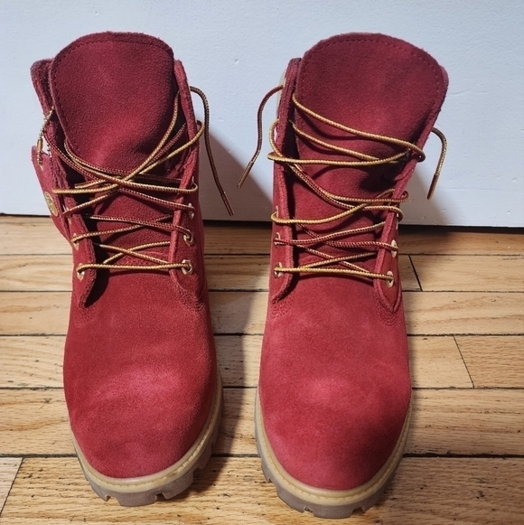 Timberland Holiday ‘Nice’ Themed Red Suede 6” Boots Men\'s Size 9 main image 7